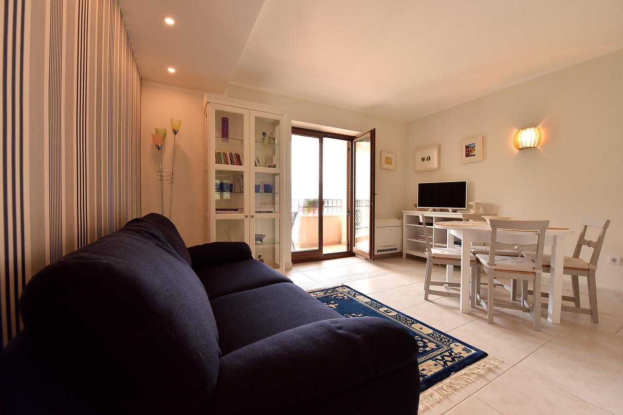 קוטור Apartment Maniva מראה חיצוני תמונה